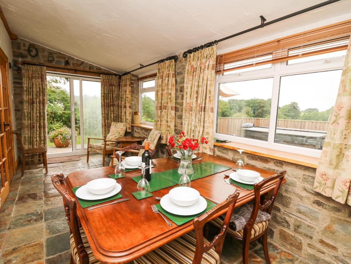 Holly Farm Cottage Newbridge on Wye Zewnętrze zdjęcie